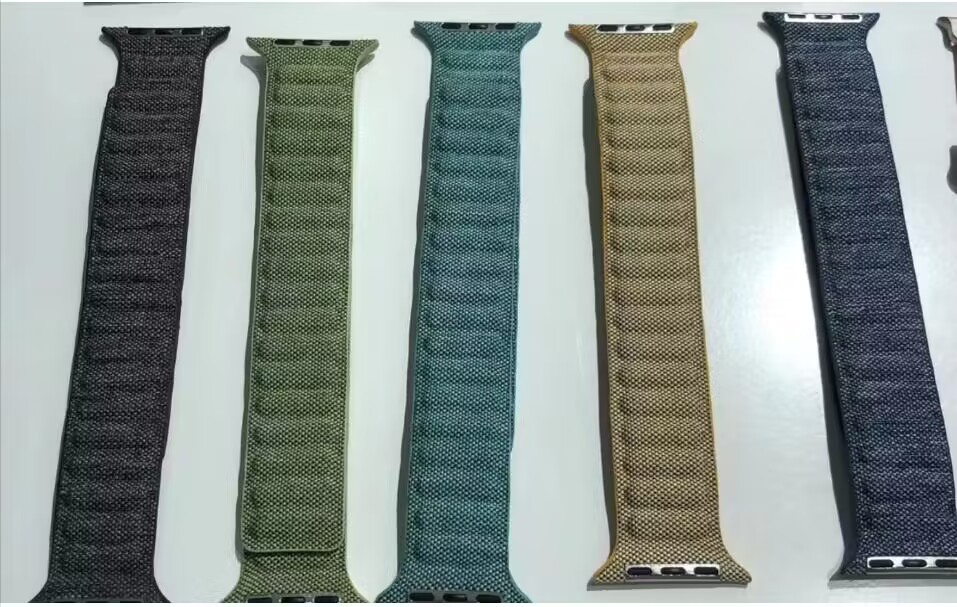New Original Denim nylon strap - огляд і ціна Milanese Loop Magnetic